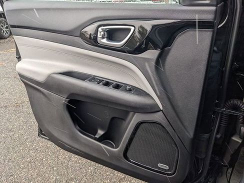 New 2025 Jeep Compass Limited w/ Sun & Sound Group image 20