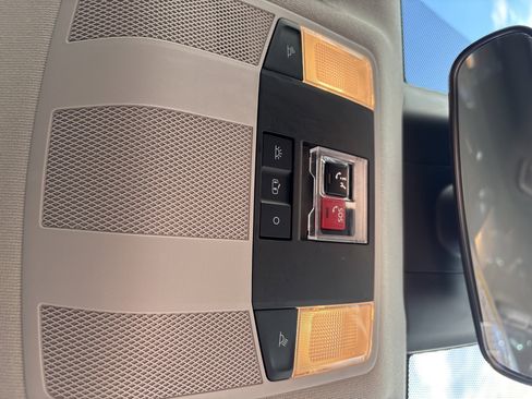 Used 2024 Mitsubishi Eclipse Cross LE image 16