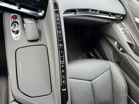 Used 2024 Chevrolet Corvette Stingray Preferred Conv w/ Z51 Performance Package image 21