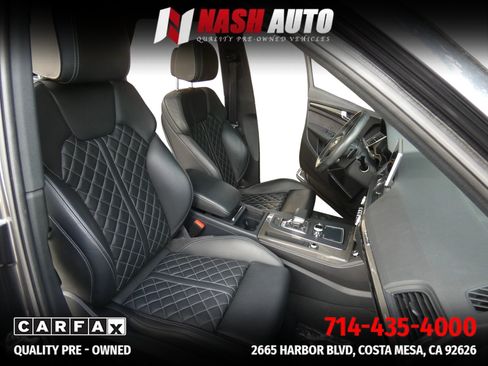 Used 2018 Audi SQ5 Premium Plus w/ S Sport Package AWD/4WD image 28