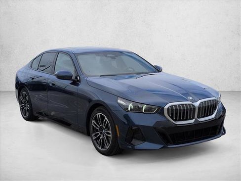 New 2026 BMW 530i RWD image 6