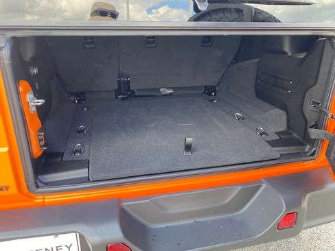 New 2025 Jeep Wrangler Unlimited Rubicon image 23