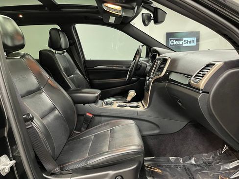 Used 2017 Jeep Grand Cherokee Limited 75th Anniversary AWD/4WD image 58