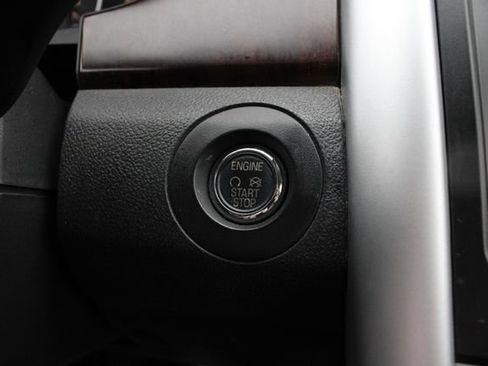 Used 2013 Ford Edge Limited FWD image 14