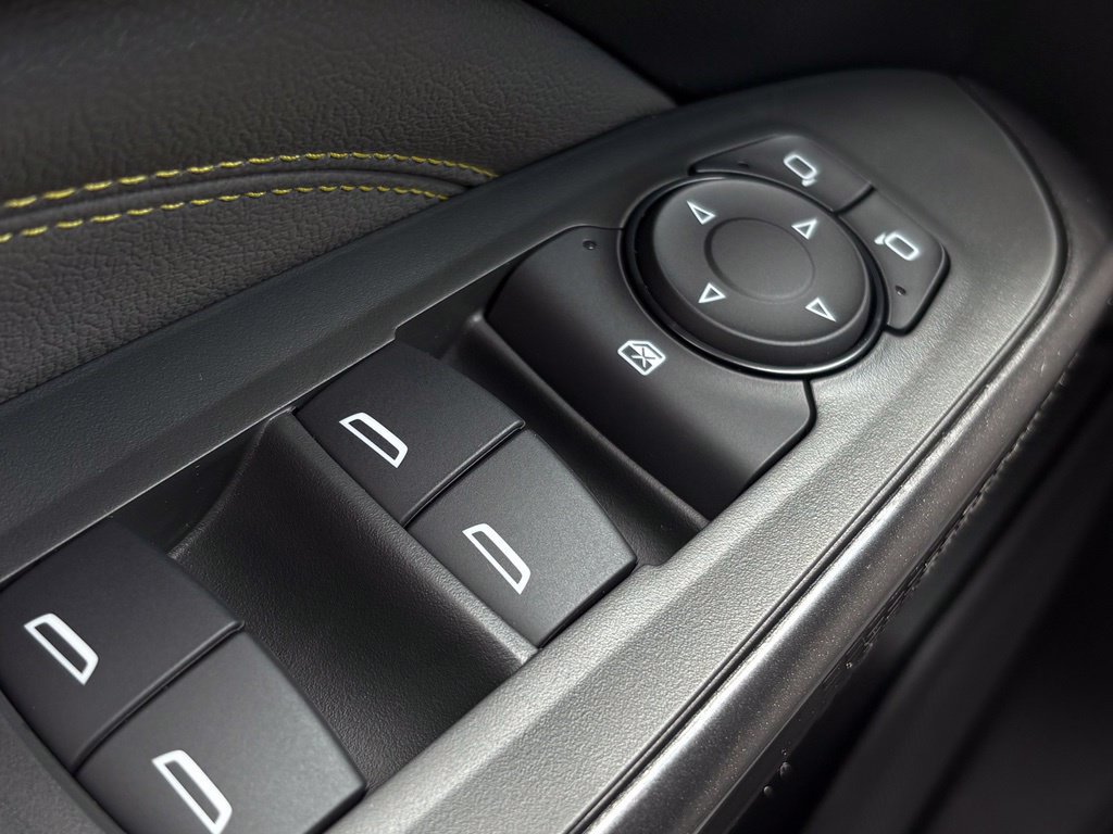 New 2026 Chevrolet Trax ACTIV w/ Sunroof Package FWD image 32