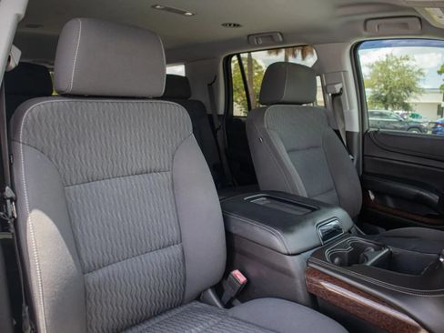 Used 2020 GMC Yukon SLE AWD/4WD image 18