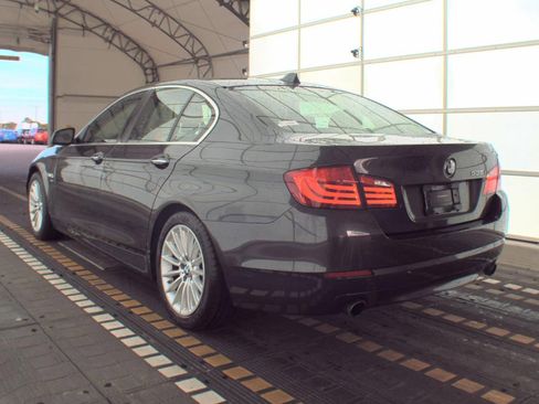 Used 2011 BMW 535i xDrive Sedan image 2