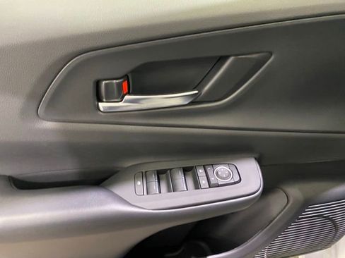 New 2026 Toyota Prius Plug-In Hybrid FWD image 12