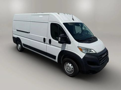 Used 2023 RAM ProMaster 2500 FWD image 6