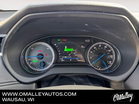 Used 2023 Toyota Venza LE AWD/4WD image 15