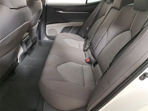Used 2022 Toyota Camry LE image 12