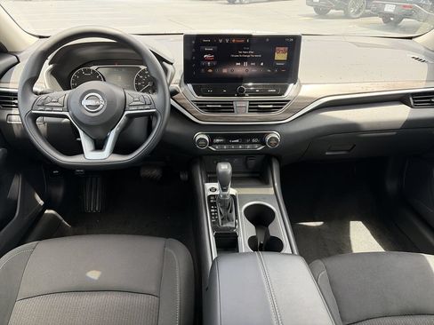 Certified 2025 Nissan Altima 2.5 SV w/ SV Special Edition Package FWD image 27