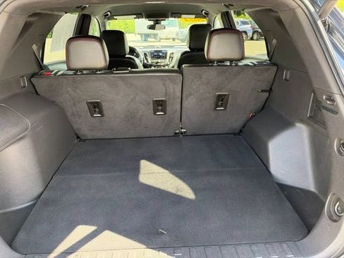 Used 2023 Chevrolet Equinox RS AWD/4WD image 7