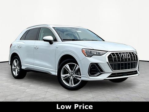 Used 2022 Audi Q3 2.0T Premium AWD/4WD image 3