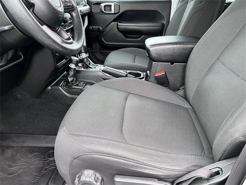 Used 2023 Jeep Wrangler Unlimited Sport image 9