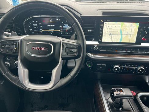 Used 2023 GMC Sierra 1500 Elevation w/ Preferred Package image 11