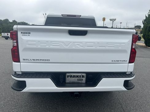 Used 2024 Chevrolet Silverado 1500 Custom RWD image 3