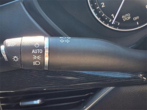 Used 2019 Cadillac XT4 Premium Luxury w/ Cold Weather Package image 13