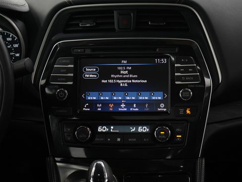 Used 2022 Nissan Maxima Platinum w/ Sport Mat Group FWD image 16