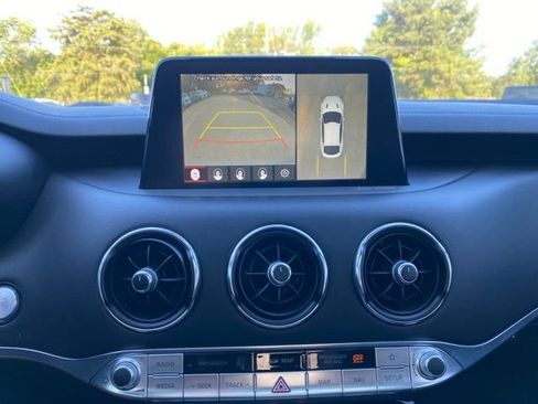 Used 2021 Kia Stinger GT2 AWD/4WD image 32