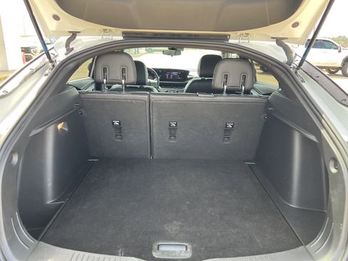 Used 2024 Buick Envista Preferred w/ Convenience I Package image 12