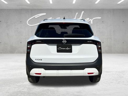 New 2026 Nissan Kicks SV image 15