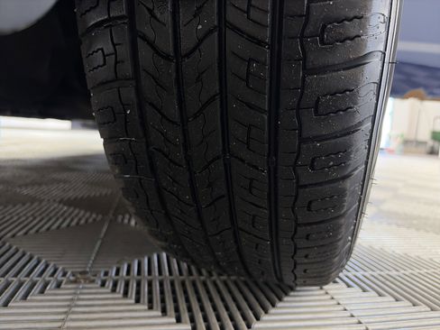 Used 2013 Dodge Grand Caravan SE image 17