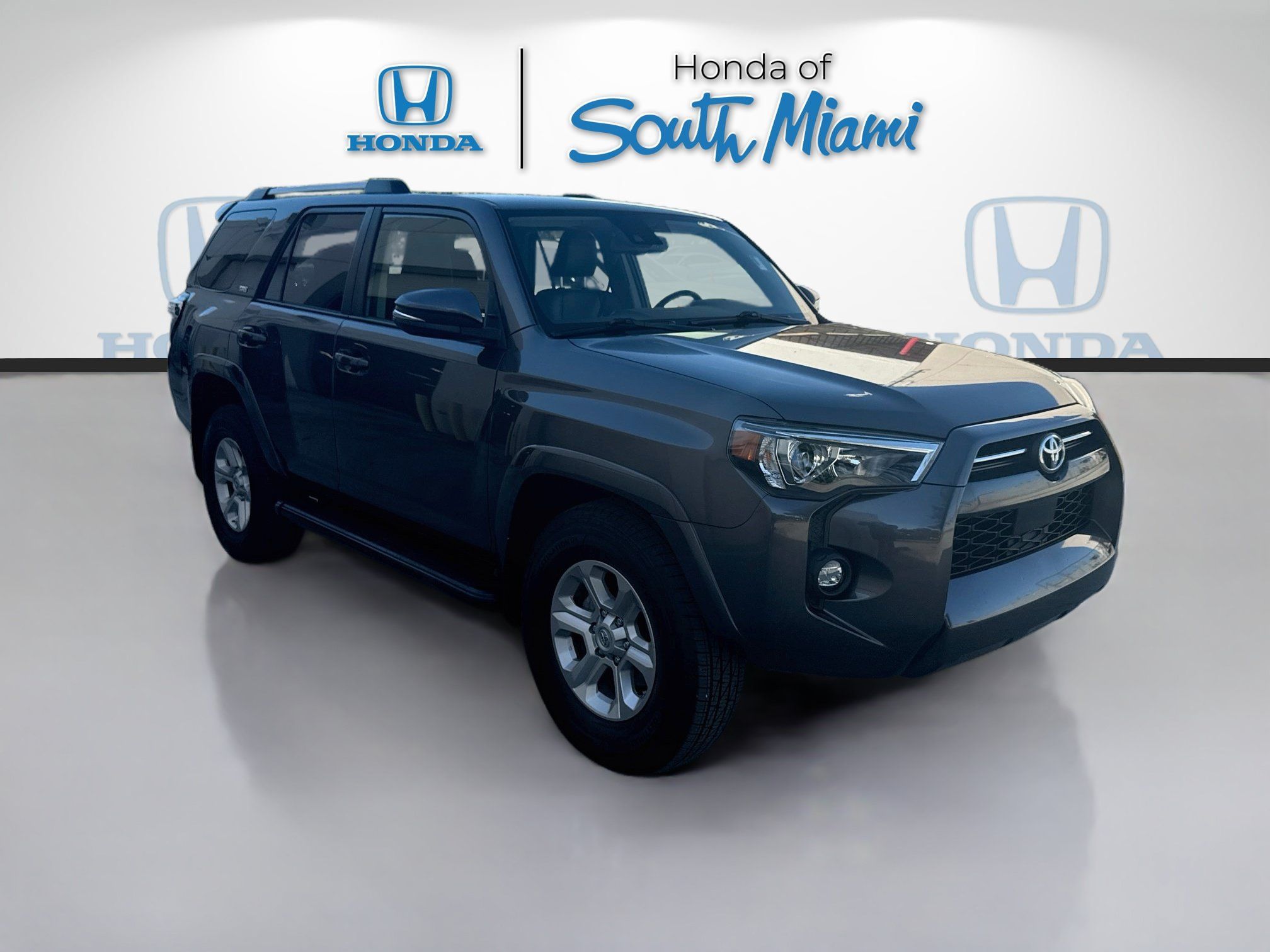 Used 2021 Toyota 4Runner SR5 Premium w/ Moonroof Package RWD image 1