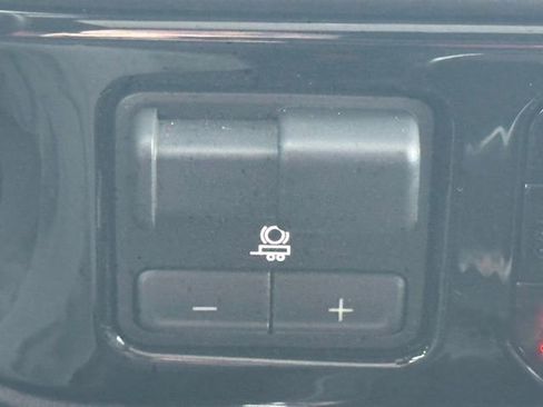 Certified 2024 Chevrolet Silverado 2500 High Country w/ Z71 Off-Road Package image 43