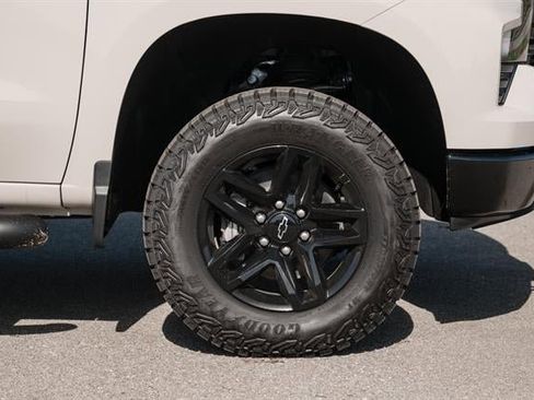 New 2026 Chevrolet Silverado 1500 Custom Trail Boss w/ LPO, Dark Essentials Package image 45