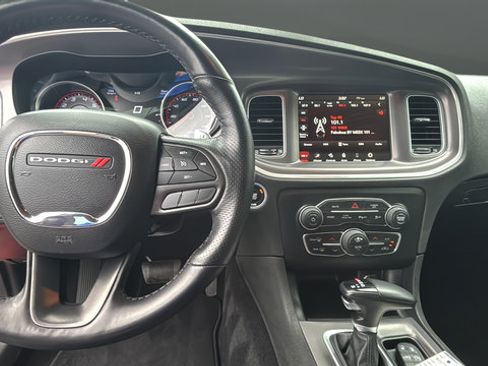 Certified 2022 Dodge Charger SXT w/ Cold Weather Package AWD/4WD image 11