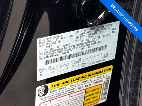 Used 2025 Ford Expedition Platinum w/ Stealth Appearance Package image 29