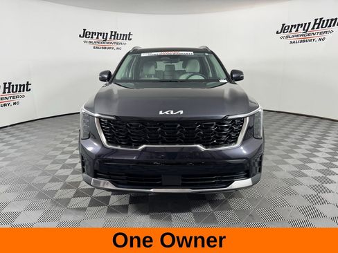 Used 2025 Kia Sorento S w/ Panoramic Sunroof Package image 5