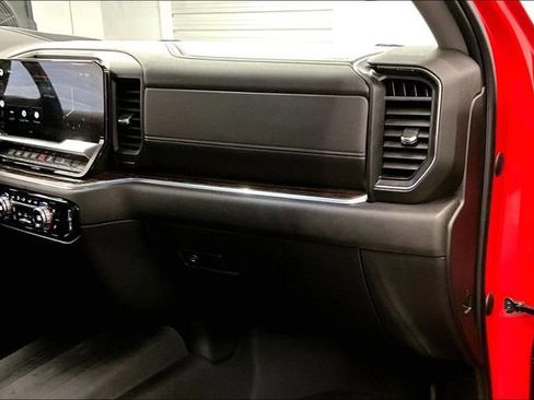 Used 2022 GMC Sierra 1500 SLE AWD/4WD image 19