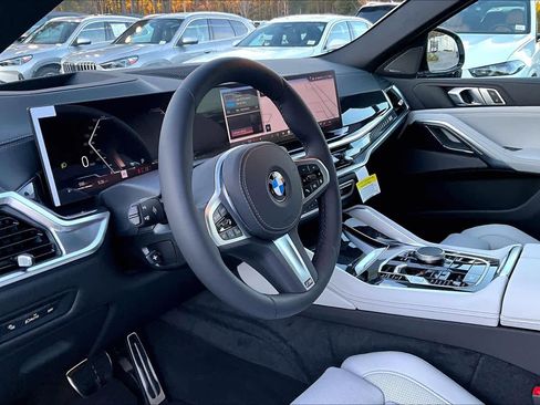 New 2026 BMW X6 xDrive40i w/ Premium Package image 8