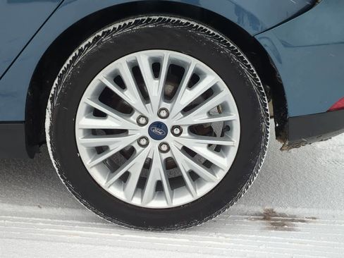 Used 2018 Ford Focus Titanium image 13