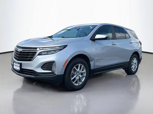 Used 2022 Chevrolet Equinox LT AWD/4WD image 12