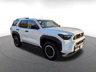 Used 2025 Toyota 4Runner SR5 video 1