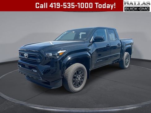 Used 2024 Toyota Tacoma SR5 AWD/4WD image 1