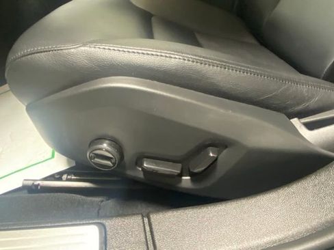 Used 2025 Volvo S60 B5 Core AWD/4WD image 12