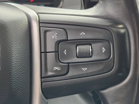 Used 2022 GMC Sierra 1500 SLT w/ SLT Convenience Package AWD/4WD image 29