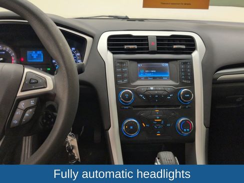 Used 2014 Ford Fusion S FWD image 15