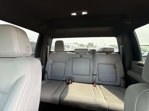 Certified 2026 GMC Sierra 2500 SLT w/ SLT Convenience Package AWD/4WD image 11
