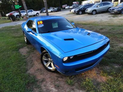 Used 2019 Dodge Challenger SXT
