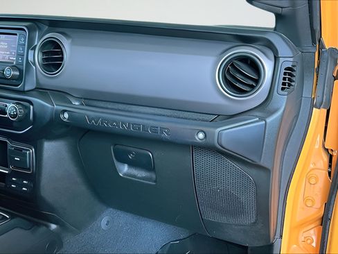Used 2021 Jeep Wrangler Unlimited Sport AWD/4WD image 21
