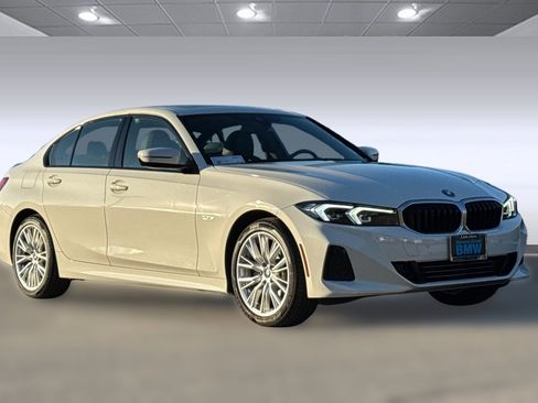 Used 2023 BMW 330e 330e w/ Driving Assistance Package image 7