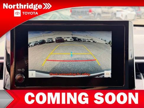 Used 2023 Toyota Corolla Cross XLE w/ Convenience Package image 8