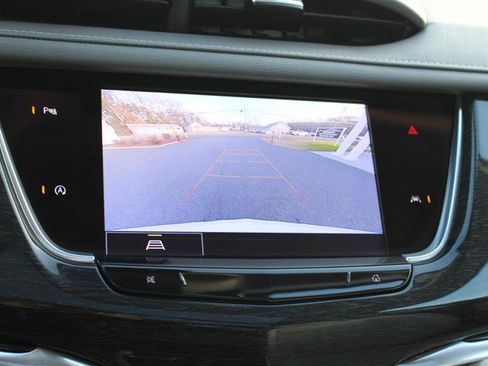 Used 2022 Cadillac XT6 Premium Luxury image 20