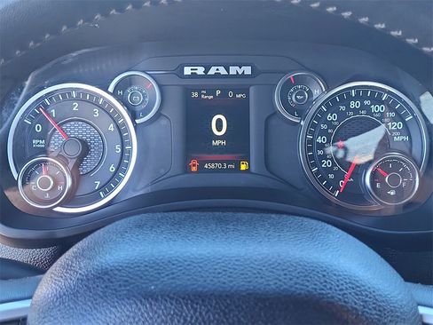 Used 2024 RAM 2500 Big Horn image 21