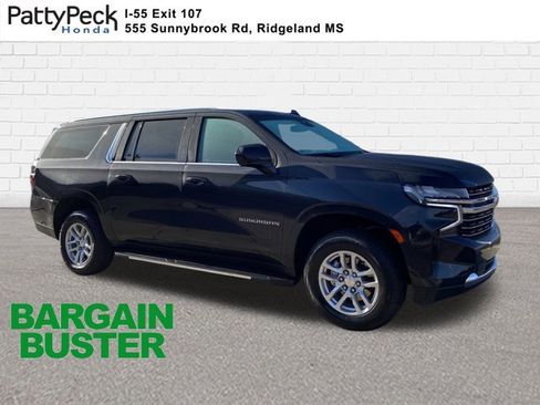 Used 2023 Chevrolet Suburban LT image 1